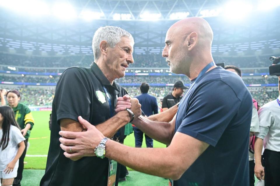 或许, 但是, 定比海港高 或许, 但是, 定比海港高