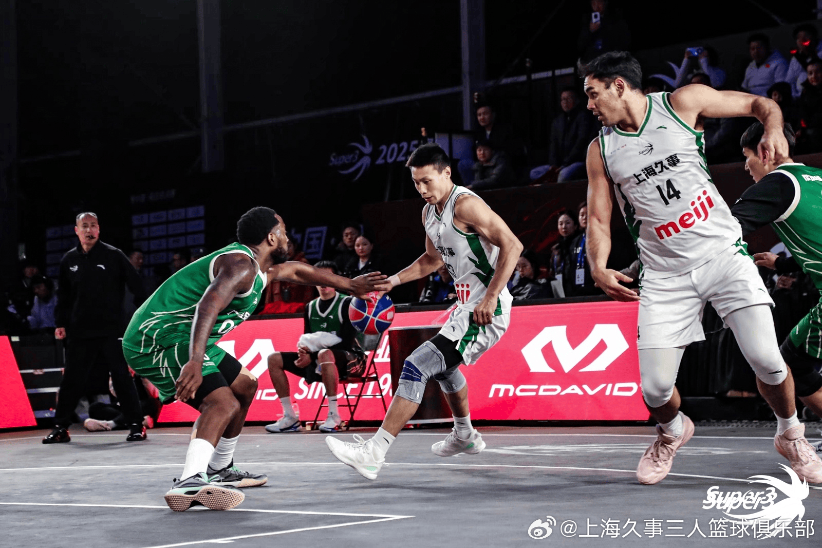 赛季后第二, 入筐, 赛季后第二 赛季后第二, 入筐, 赛季后第二